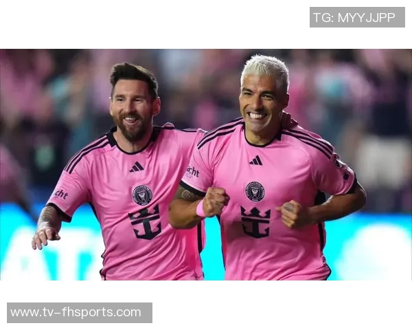 阿尔巴巧妙穿裆助攻迈阿密足球队轻松领先对手4-1 阿尔巴巧妙穿裆助攻迈阿密足球队轻松领先对手4-1