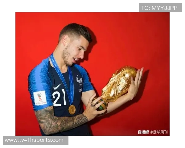 卢卡斯盛赞门德斯为世界顶级左后卫强调二人能共存于球队竞争中 卢卡斯盛赞门德斯为世界顶级左后卫强调二人能共存于球队竞争中