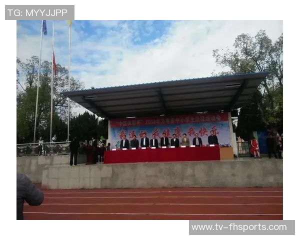 武汉三镇训练纪实:团结拼搏共创辉煌未来的奋斗之路 武汉三镇训练纪实:团结拼搏共创辉煌未来的奋斗之路